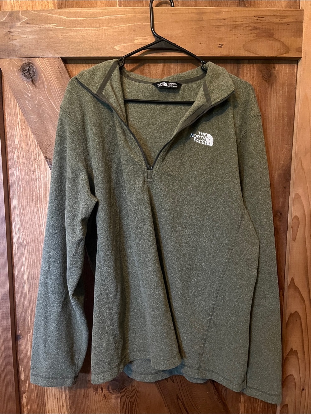 The North Face Men's Olive Green Half-Zip Fleece Pullover